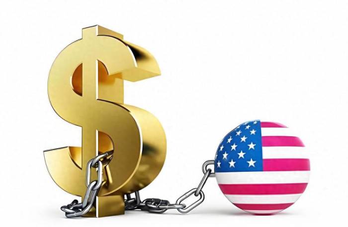 RMB Rallies 900 Points Against Declining Dollar Trend