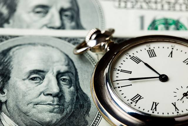 Rate Cuts: Dollar Shorting Opportunity, Forecast -40%